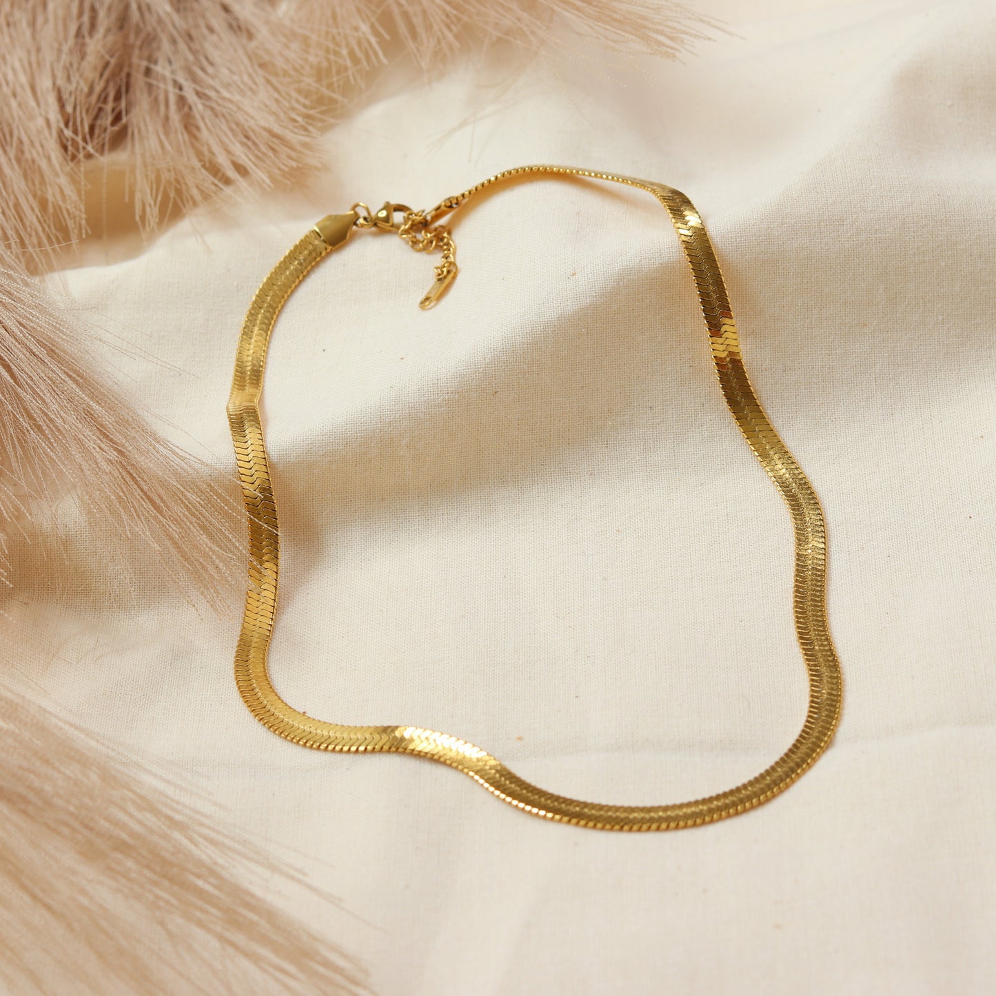 Flat Necklace