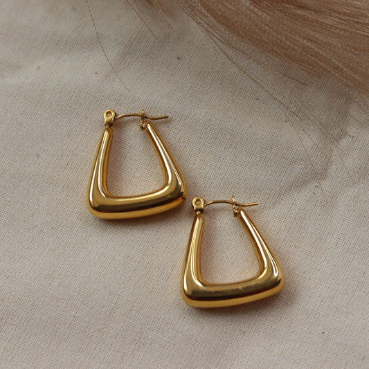 Aida Hoops